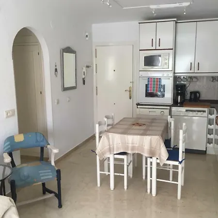 El Piso * Fuengirola